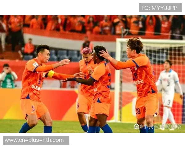 广州富力与山东鲁能激战正酣谁能在中超赛场上笑到最后